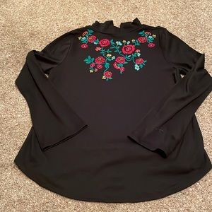 LOFT long sleeve mock turtleneck with floral embroidery